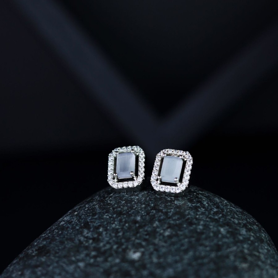 Jewellery I Jewels | Women'S Valentine'S Special 18K Silver Plated Cz U0026 American Diamond Beautiful Studs Earrings (E3066Zgr) - I Jewels Grey