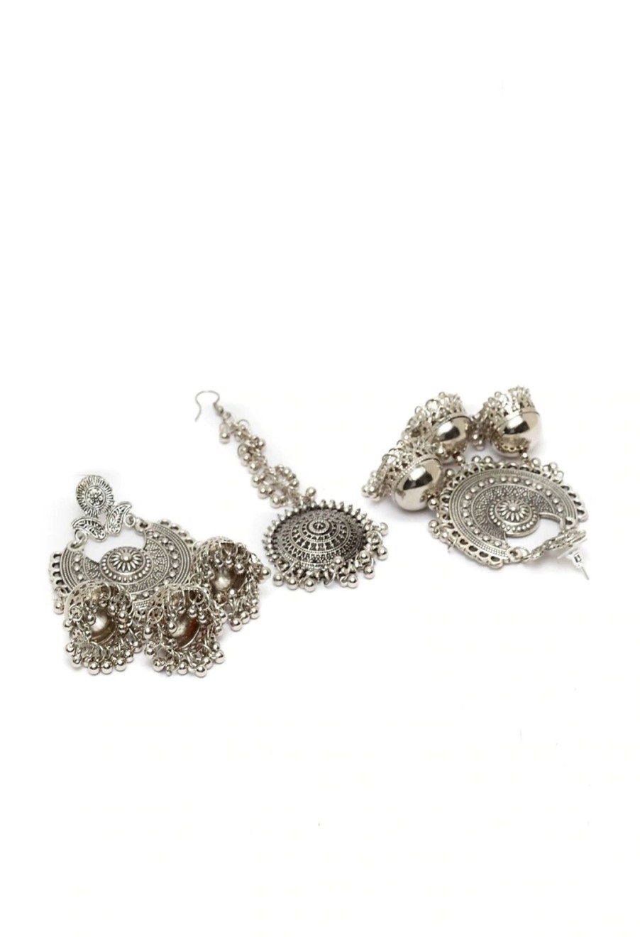 Jewellery Kamal Johar | Trendia Traditional Design Earrings U0026 Tika Jker_141 Silver