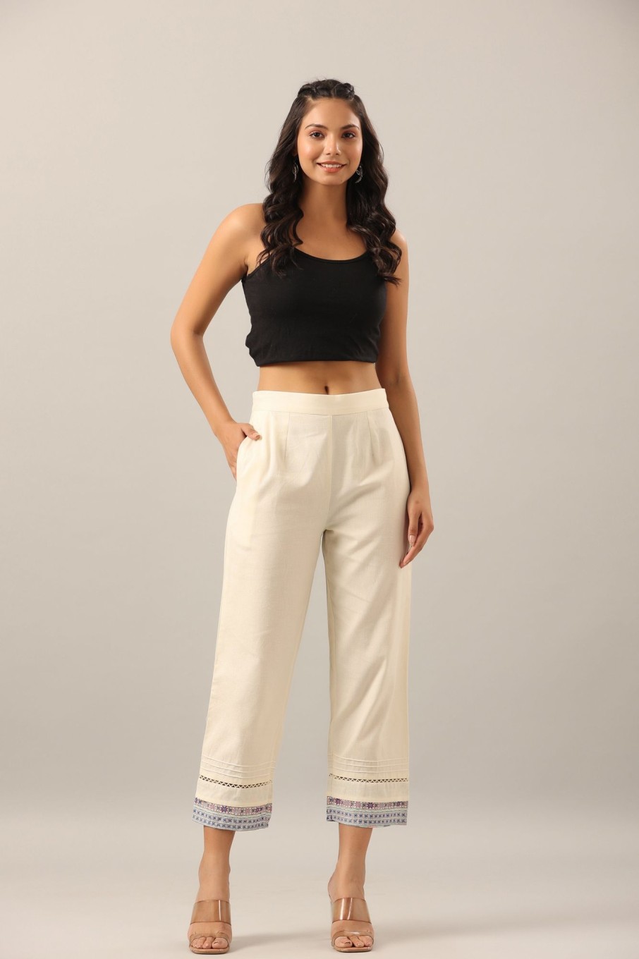 Women Juniper | Women'S Off-White Cotton Flex Solid Pant. - Juniper Off White