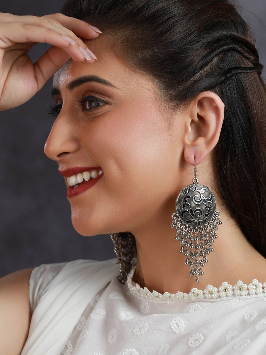 Jewellery Priyaasi | Women'S Floral Oxidised Silver Chunky Drop Earrings - Priyaasi