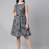 Women Ahika | Women'S Crepe Abstract Printed Dress - Ahika Black