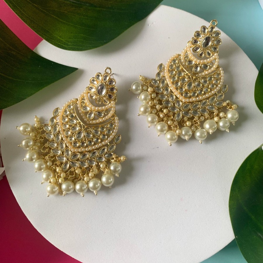 Jewellery I Jewels | Women'S Gold Plated Traditional Handcrafted Pearl Kundan Beaded Chandbali Earrings - I Jewels White