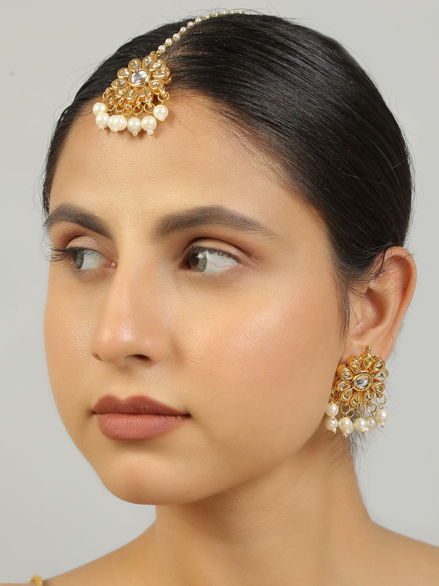 Jewellery Femizen | Women'S Kundan Floral Earrings With Maang Tikka Set - Femizen Golden