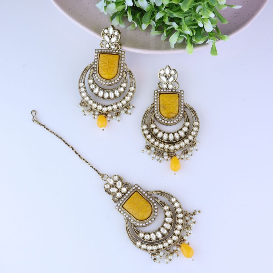 Jewellery I Jewels | Women'S Traditional Pearl Hanging Kundan Stone Studed Chandbali Earring With Maang Tikka - I Jewels Yellow