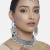 Jewellery I Jewels | Women'S Rhodium Plated Kundan U0026 Pearl Studded Choker Necklace Jewellery Set With Earrings U0026 Maang Tikka - I Jewels Silver