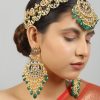 Jewellery Femizen | Women'S Kundan Chandbali With Statement Matha Patti Set - Femizen Green