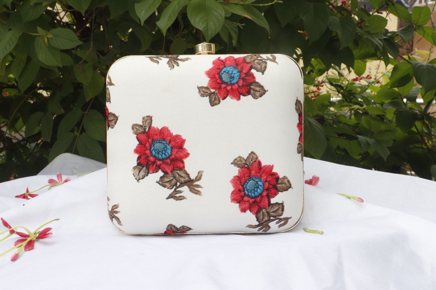 Others VASTANS | Women'S White Color Ethnique Printed Clutch Bag - Vastans