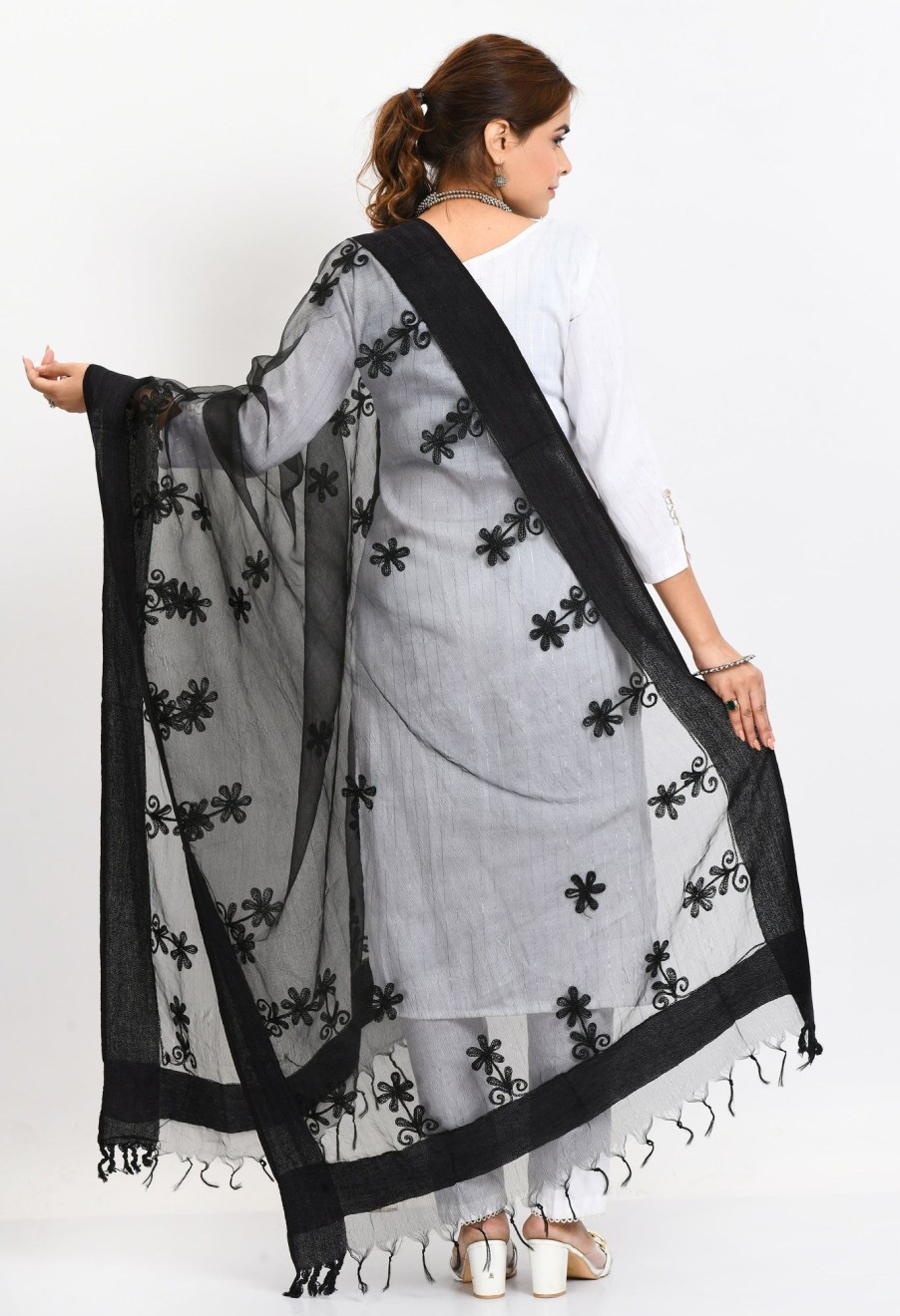 Women Moeza | Women'S Orgenza All Over Chikan Work Dupatta - Moeza Black