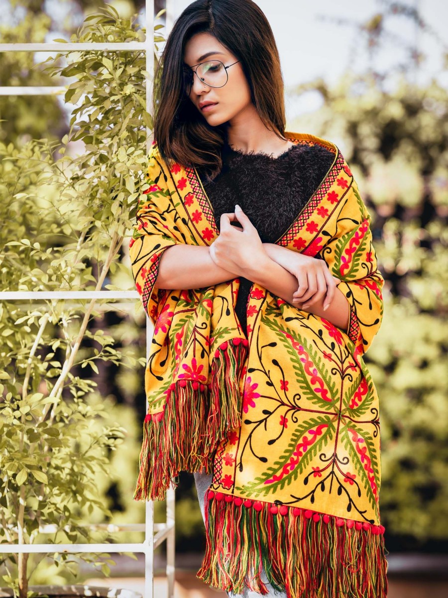 Women MESMORA FASHION | Women'S Turmeric Woollen Embroidered Muffler - Mesmora Fashion