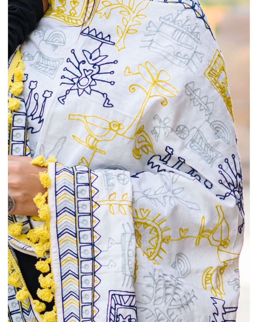 Women MESMORA FASHION | Women'S White Tribal Motif Aari Embroidered Khadi Shawl/Dupatta With Lemon Tassel Lace - Mesmora Fashion