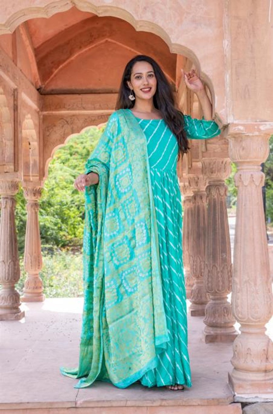 Women Saras The Label USA | Women'S Upada Silk Anarkali Gown With Banarsi Dupatta - Saras The Label Usa