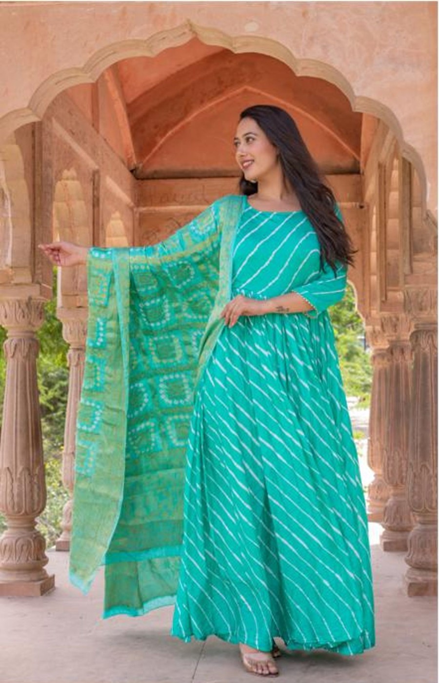 Women Saras The Label USA | Women'S Upada Silk Anarkali Gown With Banarsi Dupatta - Saras The Label Usa