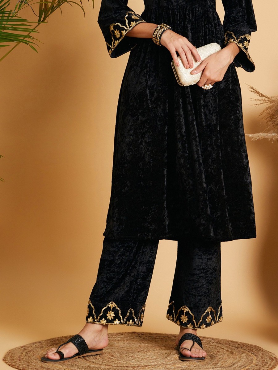 Women Lyush | Women'S Black Velvet Embroidered Straight Pants - Lyush