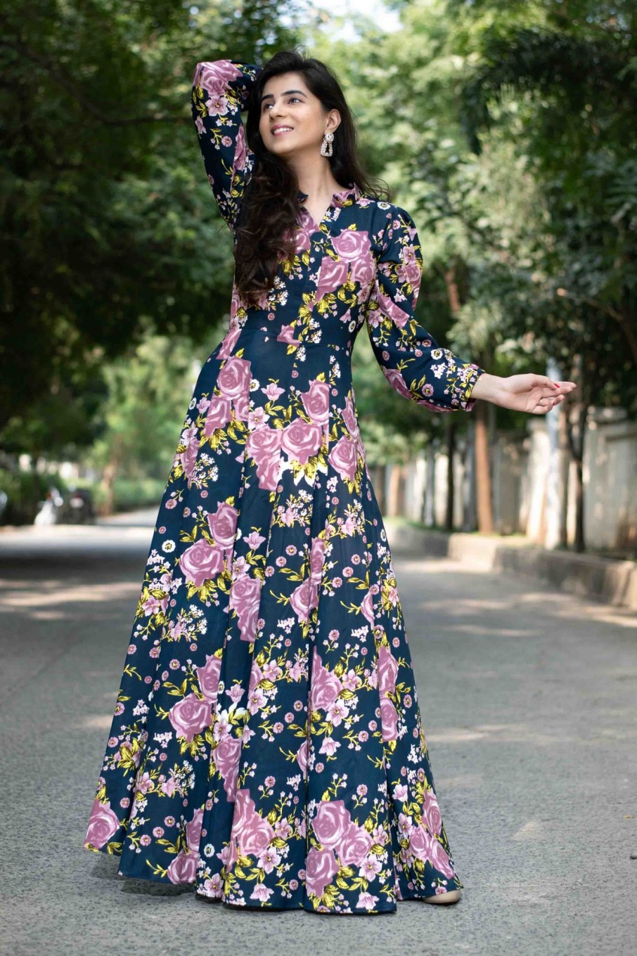 Women Label Shaurya Sanadhya | Women'S Blue Floral Affair Gown Dress (1Pc) - Label Shaurya Sanadhya