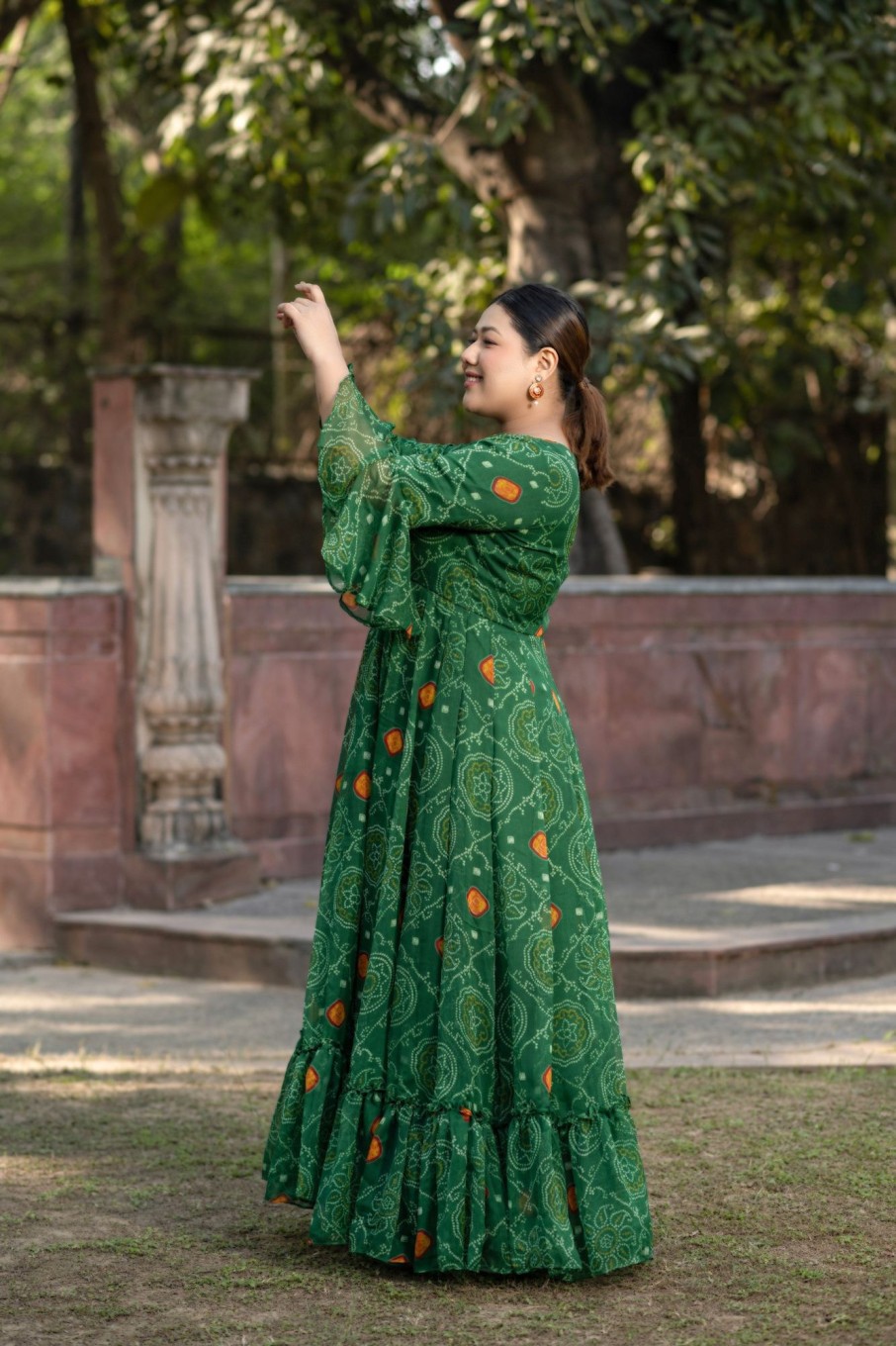 Women SARAS THE LABEL | Women'S Green Bandhani Print Gown - Saras The Label (1 Pc Set)