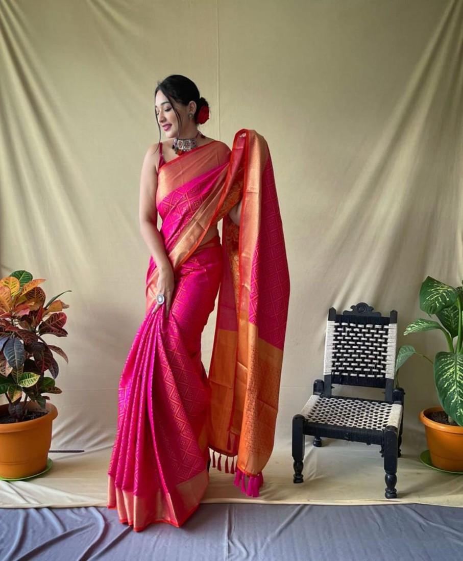 Women Dwija Fashion | Women'S Designer Patola Silk Saree Collection - Dwija Fashion Pink