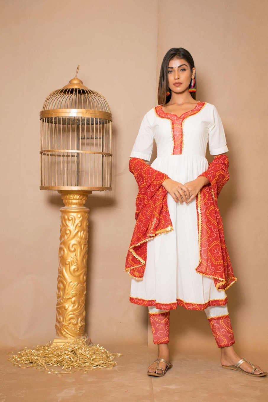 Women Final Clearance Sale | Women'S White And Red Anarkali Suit Set (3Pc Set) - Final Clearance Sale